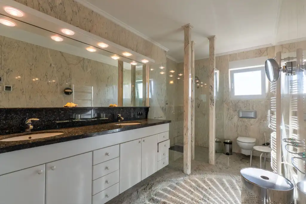 Bathroom of Houses for sale in Moraira  with Private garden and Swimming Pool