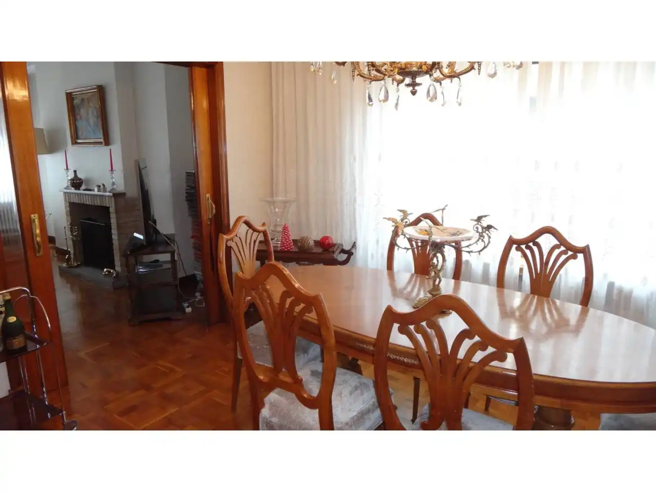 Comedor de Piso en venta en  Pamplona / Iruña con Calefacción, Parquet y Trastero