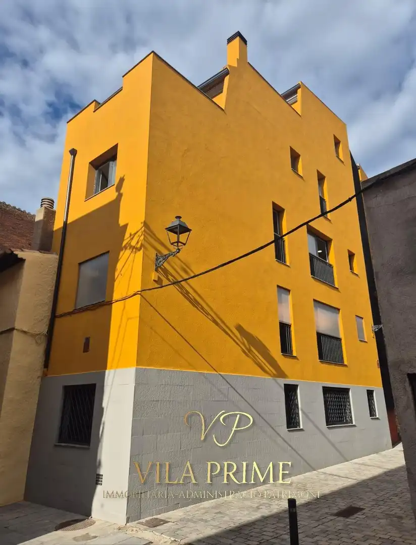 Vista exterior de Apartament en venda en Sant Feliu de Guíxols amb Aire condicionat, Calefacció i Parquet