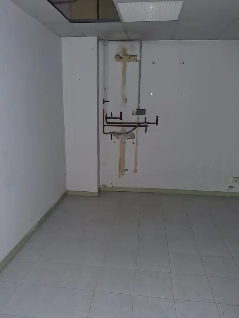 Local comercial en venta en Carrer del Pantà 69, imagen 15