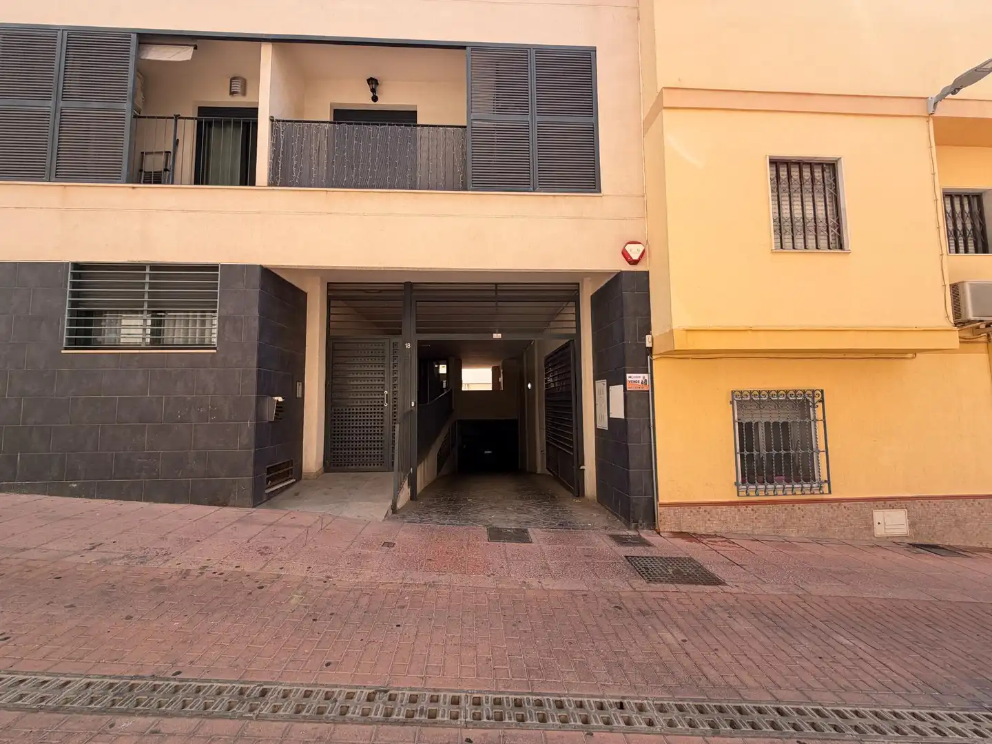Einzelparkplatz zum Verkauf in Calle de Buenavista 18, imagen 10