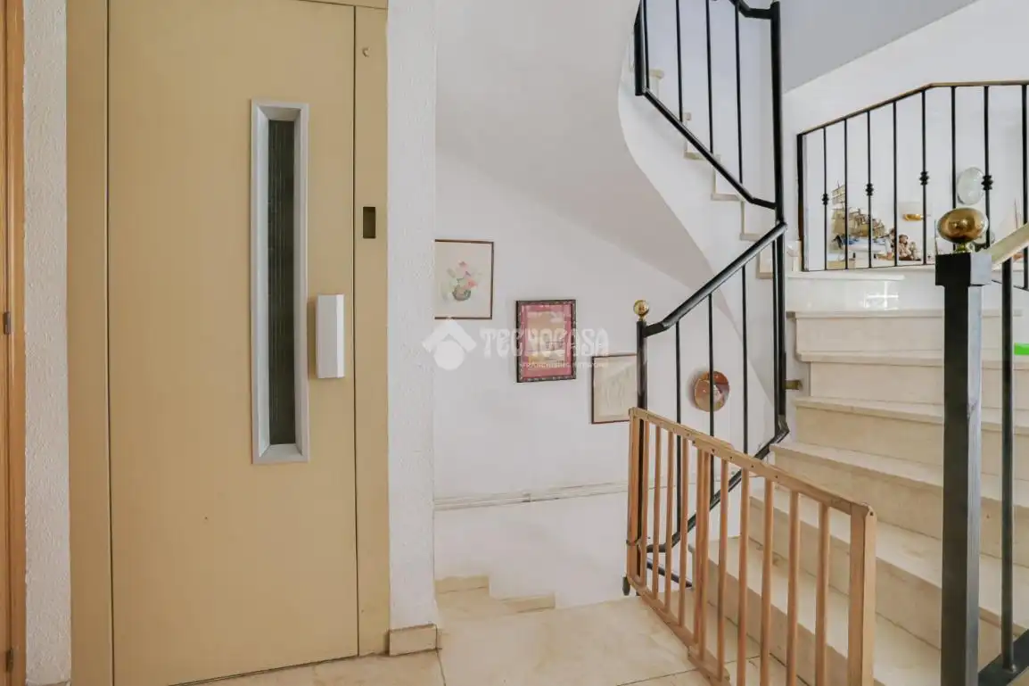 Casa adosada en venta en Rubí con Aire acondicionado, Calefacción y Amueblado