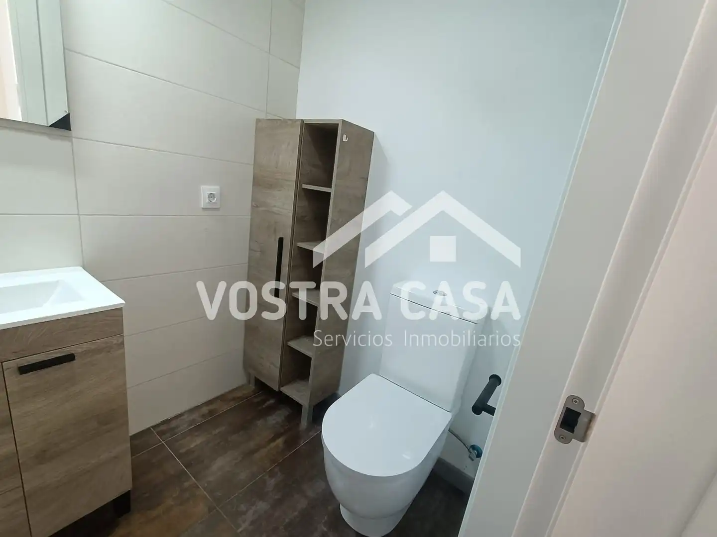 Commercial properties for rent in SALVADOR DALI , -1, Los Felipes - Corral de Carmelo