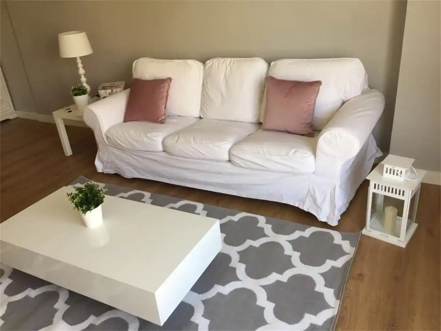 Wohnzimmer von Wohnung zur Miete in Baena mit Klimaanlage und Balkon