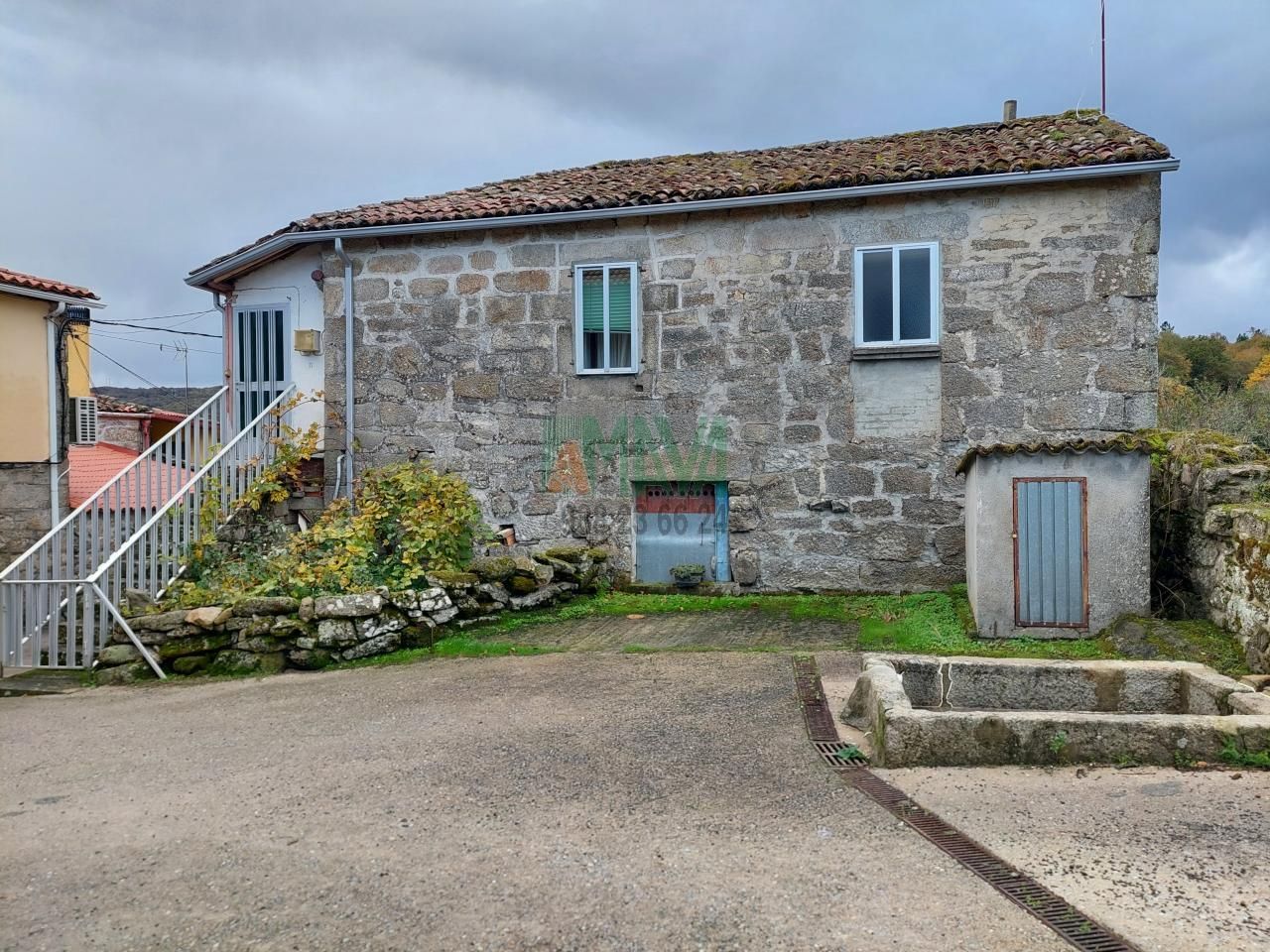 Exterior view of House or chalet for sale in Parada de Sil  with Heating and Terrace