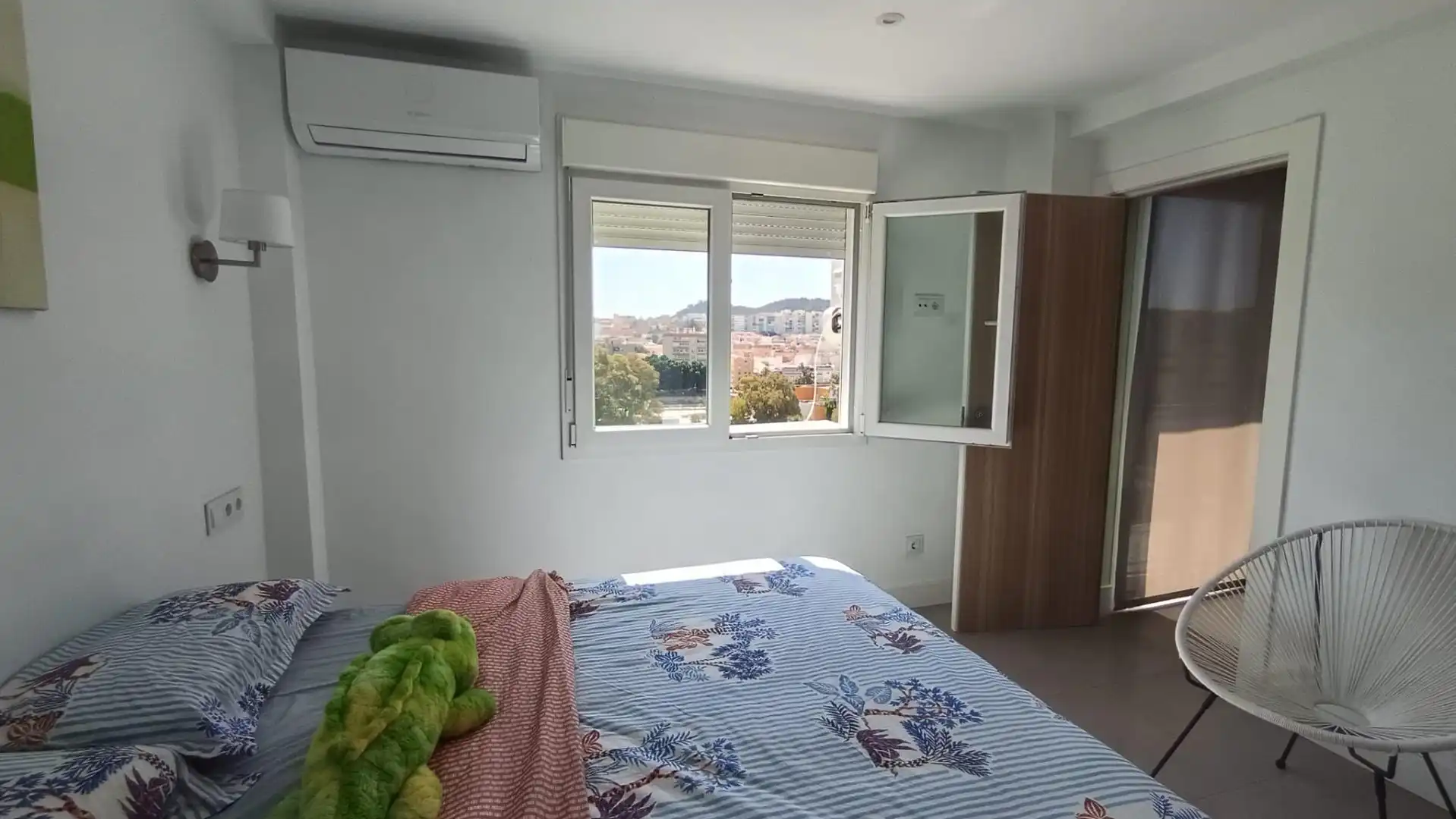 Bedroom of Flat for sale in Málaga  with Air Conditioner, Private garden and Terrace