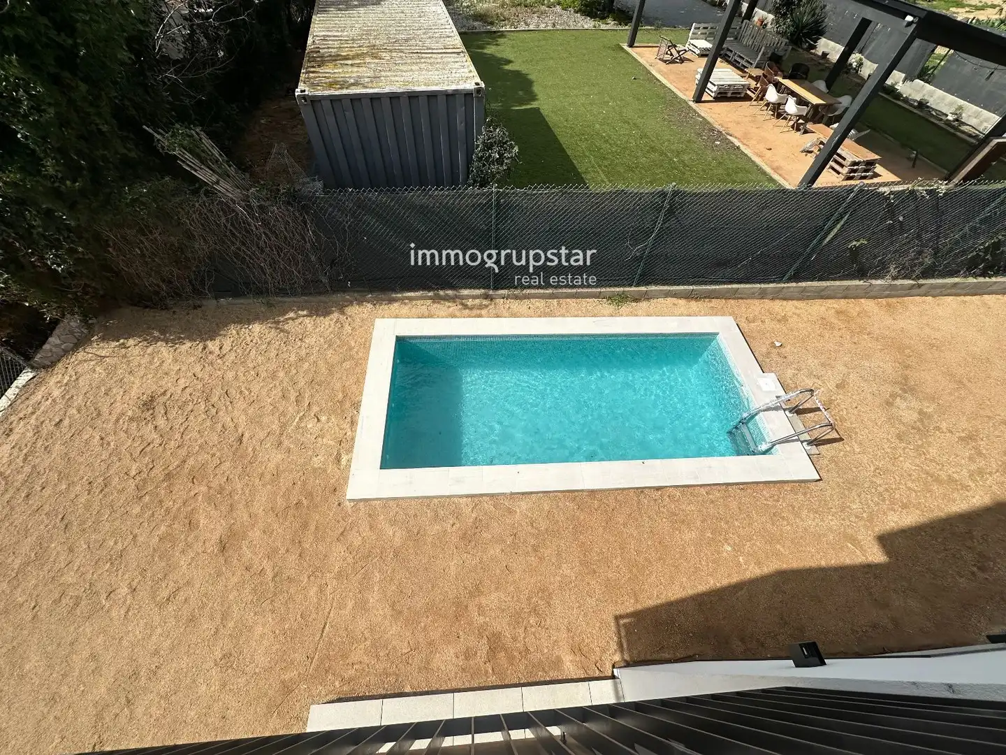 Piscina de Casa adosada en venda en Palamós amb Aire condicionat, Calefacció i Terrassa