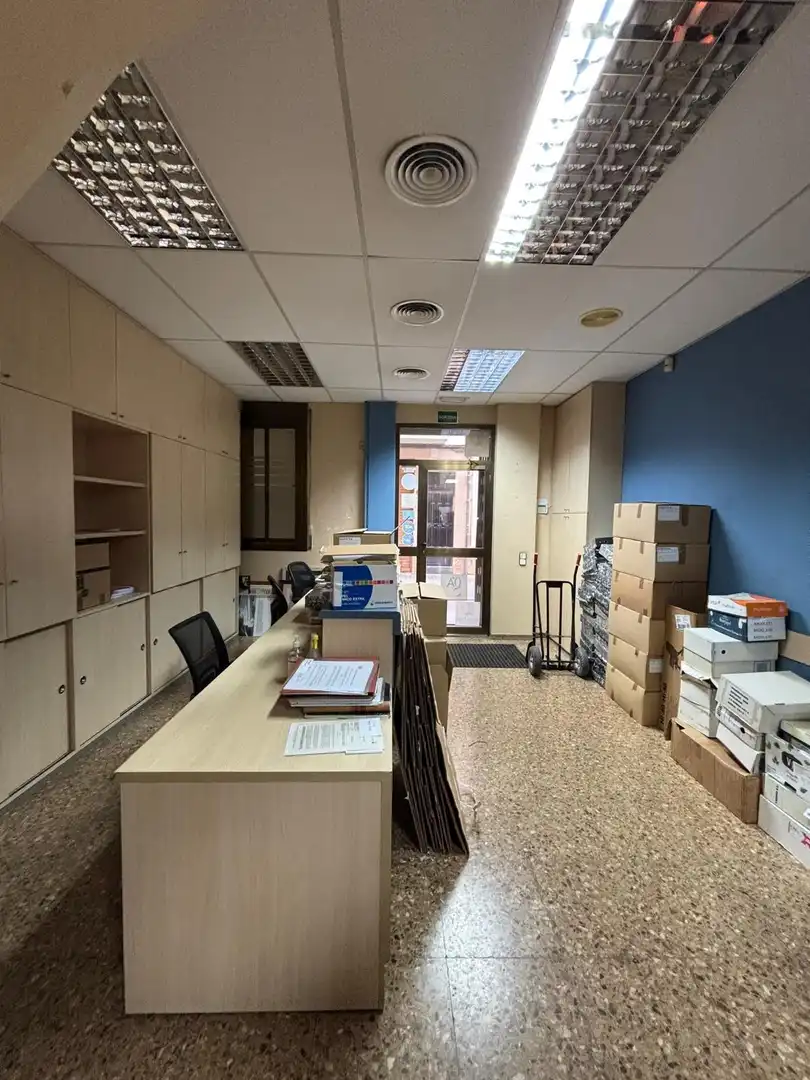 Casa o chalet en venta en L'Hospitalet de Llobregat con Aire acondicionado, Terraza y Balcón