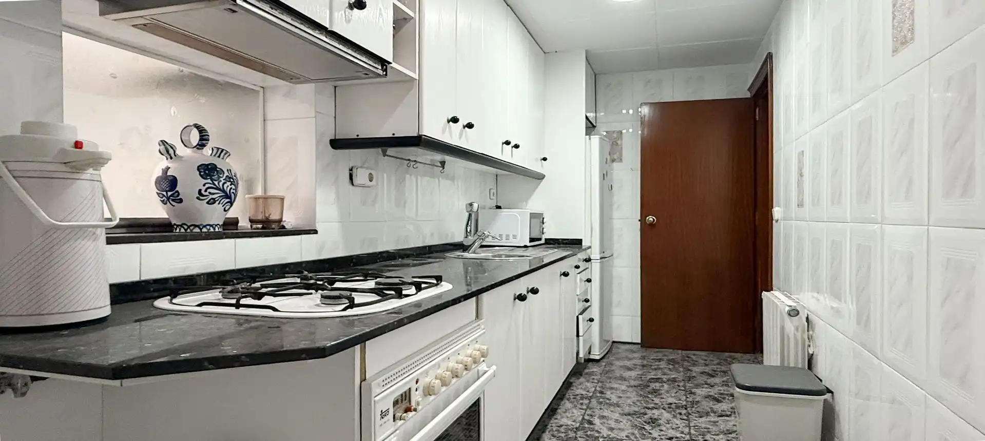 Cocina de Piso en venta en Sant Boi de Llobregat con Calefacción y Terraza