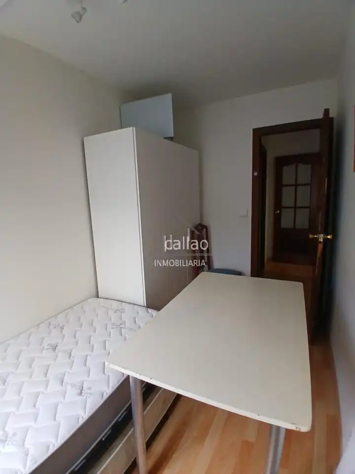 Bedroom of Flat for rent in Ferrol  with Terrace and Furnished