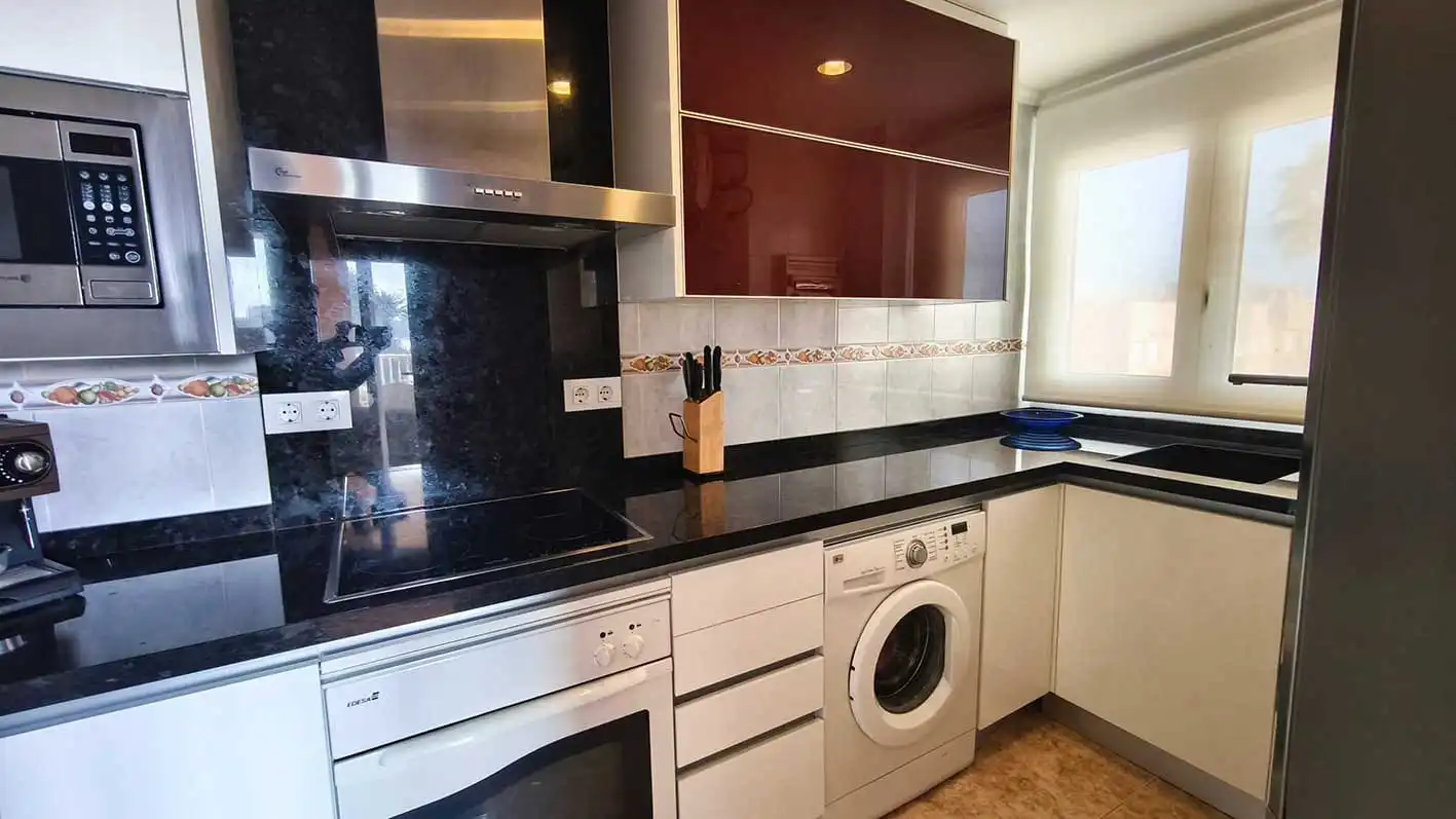 Cocina de Apartamento en venta en Xeraco con Aire acondicionado, Calefacción y Jardín privado