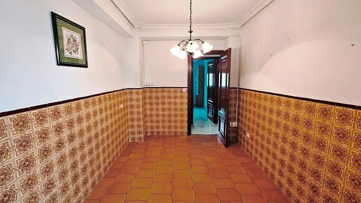 Flat for sale in Sevilla  with Air Conditioner, Terrace and Balcony