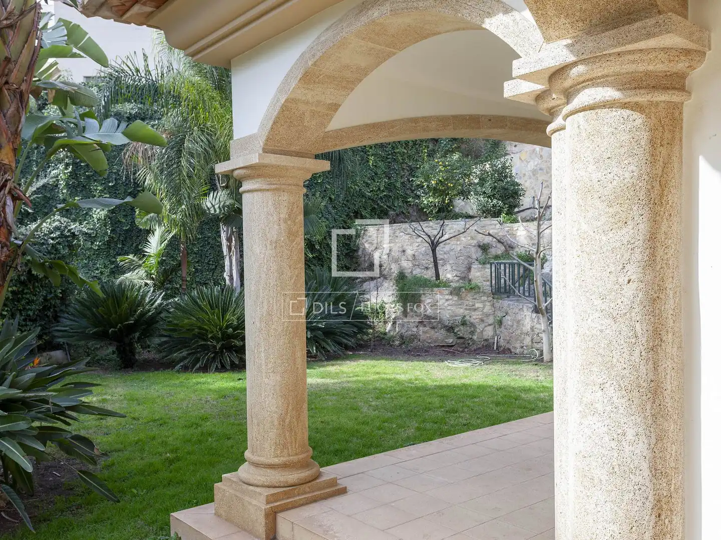 Terrassa de Casa o xalet en venda en Rocafort amb Aire condicionat, Calefacció i Jardí privat