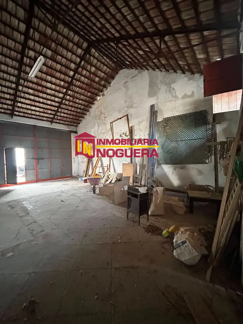 Nau industrial en venda en Écija