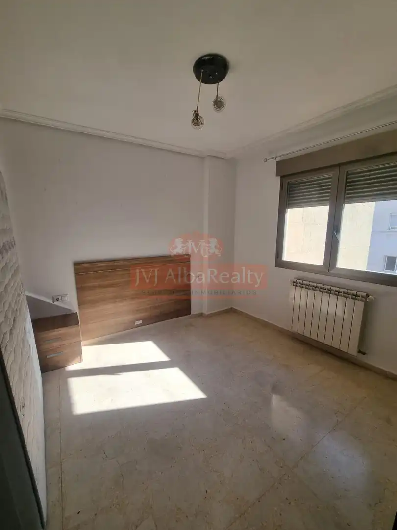Habitación de Ático en venta en Albacete con Aire acondicionado, Calefacción y Terraza