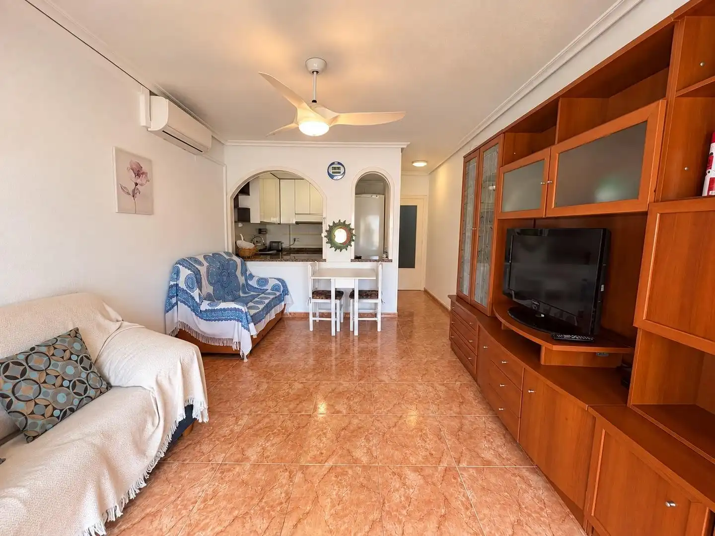 Apartamento con terraza en venta en Calle SAN MIGUEL DE SALINAS, imagen 4