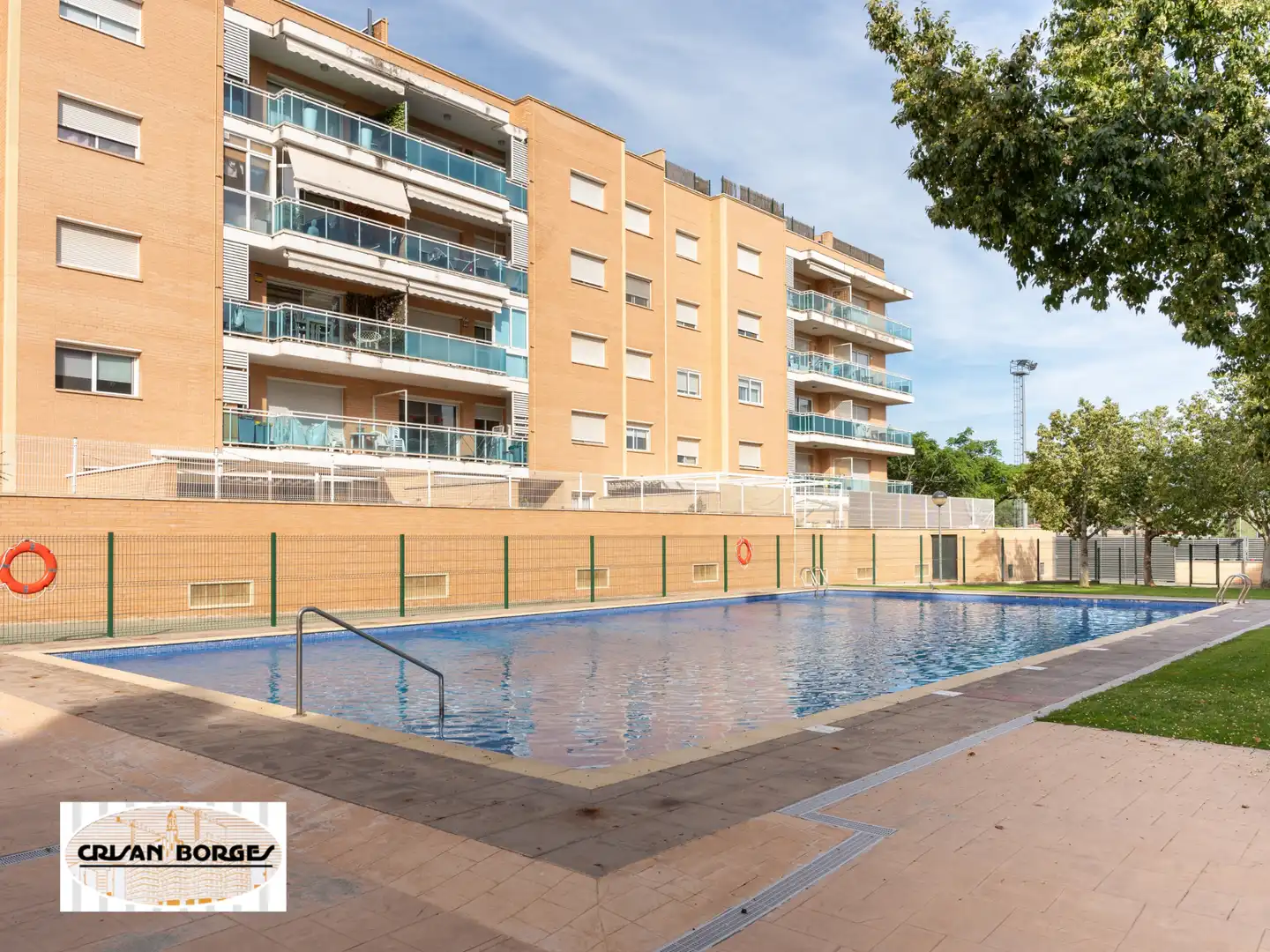 Swimming pool of Flat for sale in Reus  with Air Conditioner, Private garden and Parquet flooring