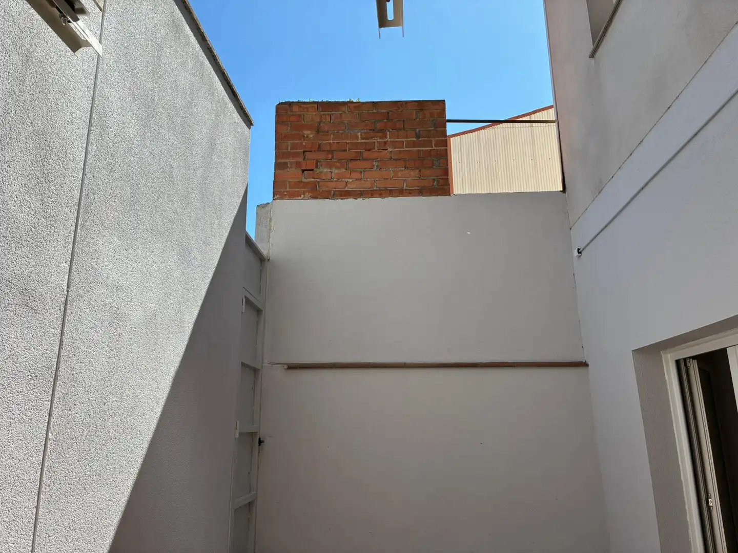 Vista exterior de Piso en venta en Vilanova del Camí con Calefacción y Terraza
