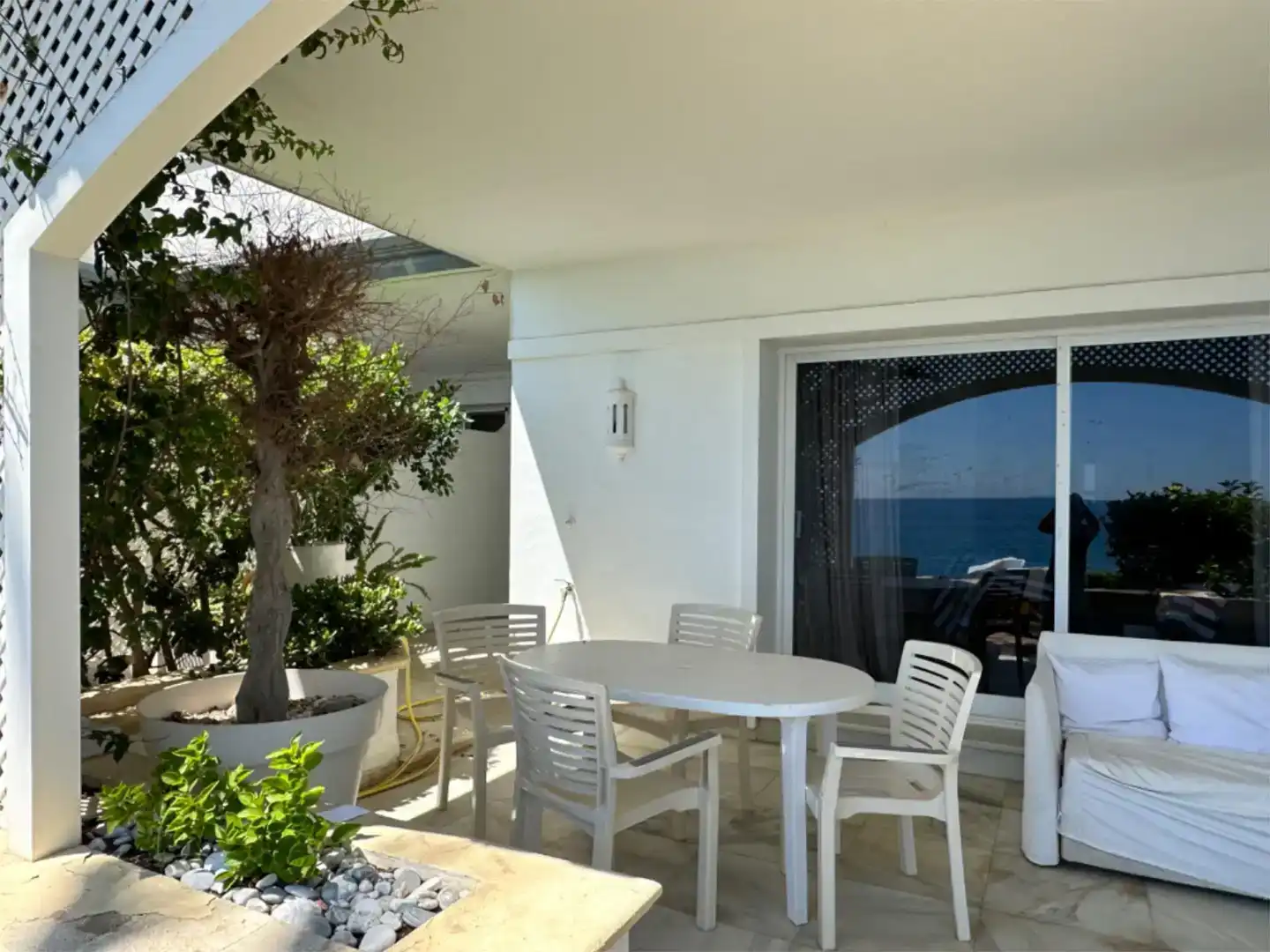 Terrasse von Wohnungen zur Miete in Estepona mit Klimaanlage, Schwimmbad und Balkon