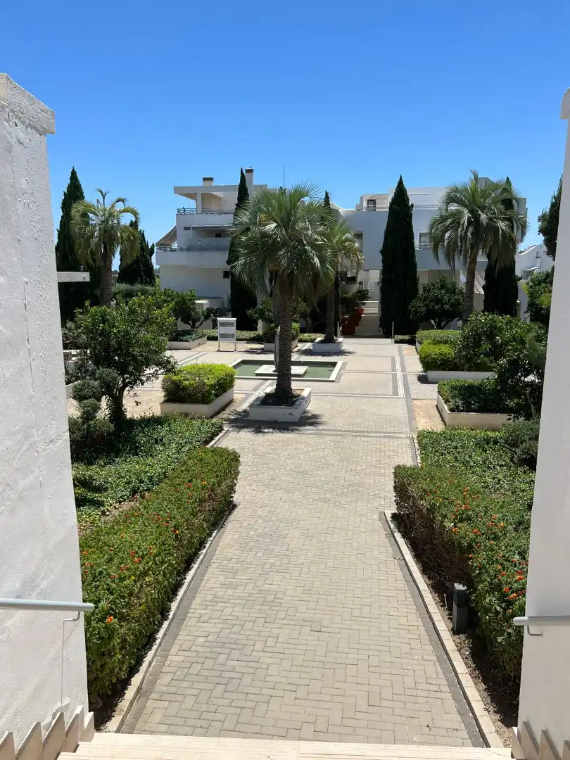 Außenansicht von Wohnung zum Verkauf in Mijas mit Klimaanlage, Heizung und Privatgarten