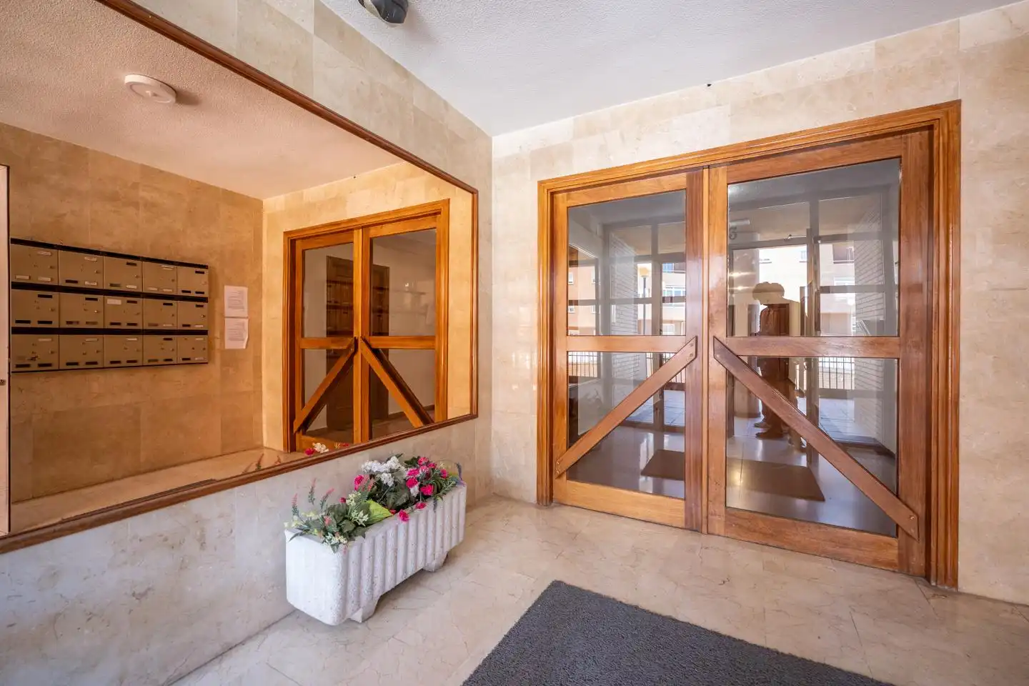 Piso en venta en Ávila con Calefacción y Trastero