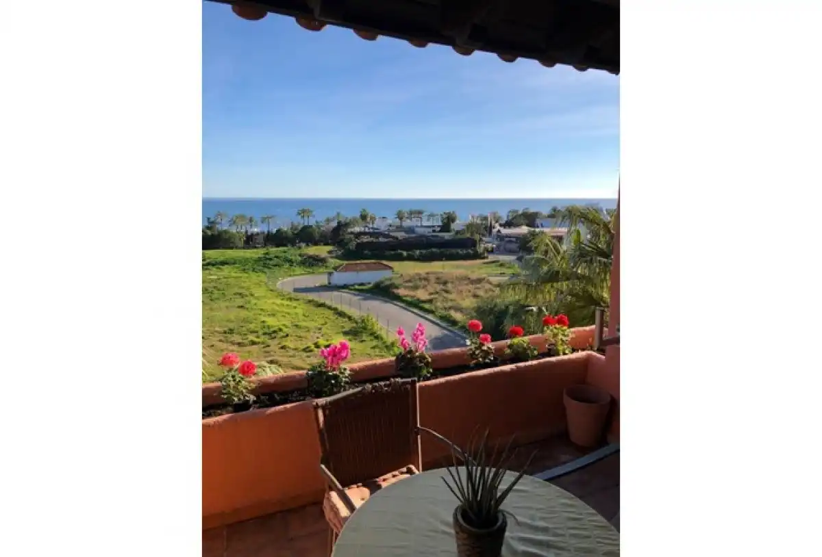 Apartments for sale in Puente Romano