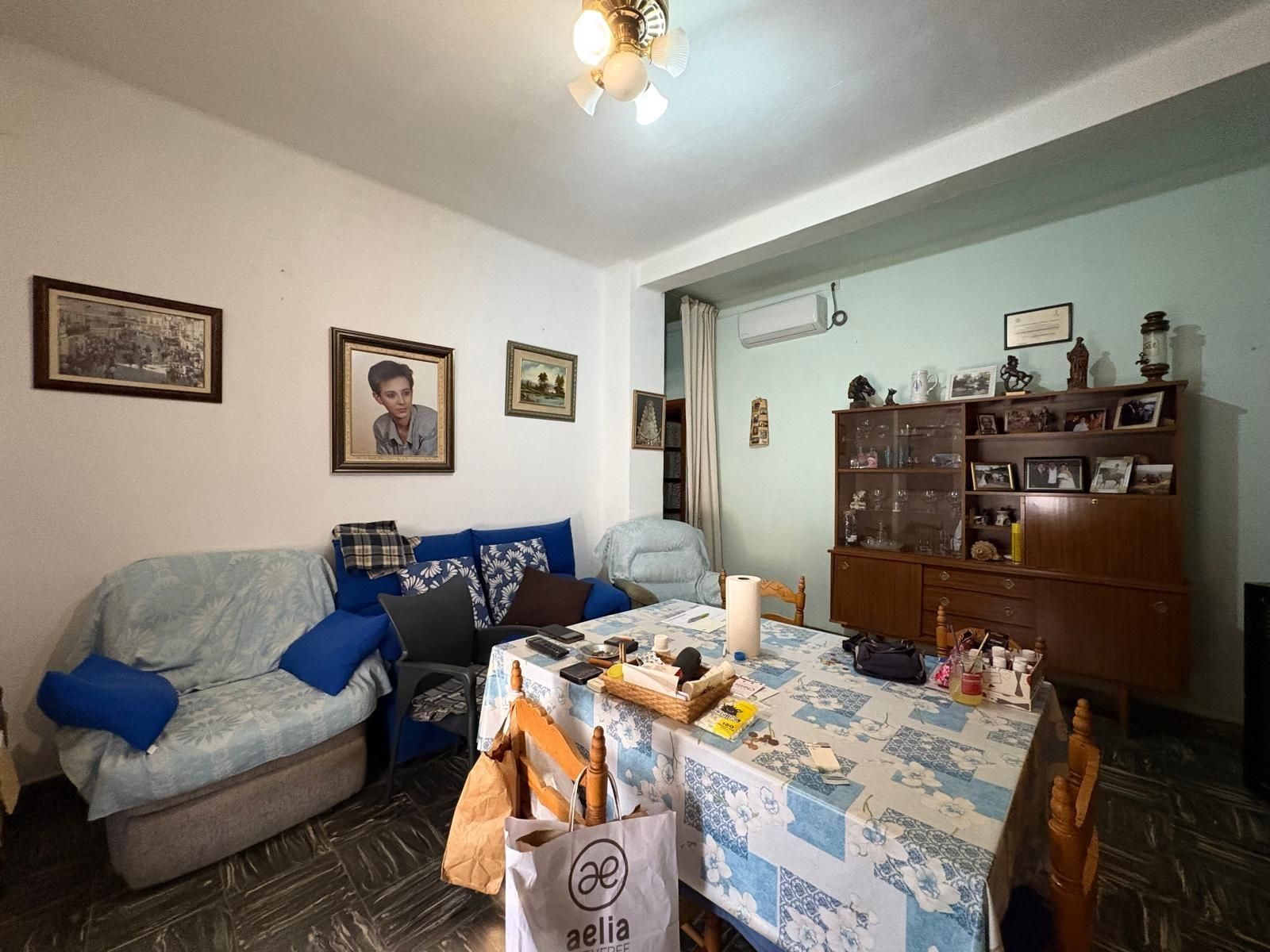 Sala d'estar de Casa o xalet en venda en Cheste amb Aire condicionat, Calefacció i Terrassa