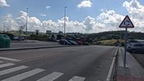 Vista exterior de Casa adosada en venda en Piélagos amb Calefacció, Jardí privat i Parquet