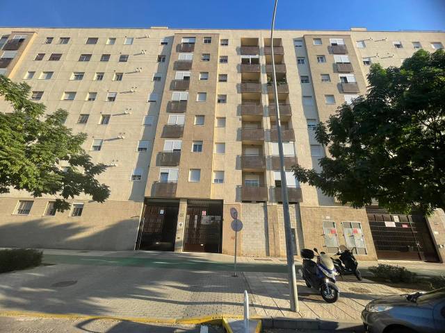 Garaje en Venta en Colores -  Entreparques