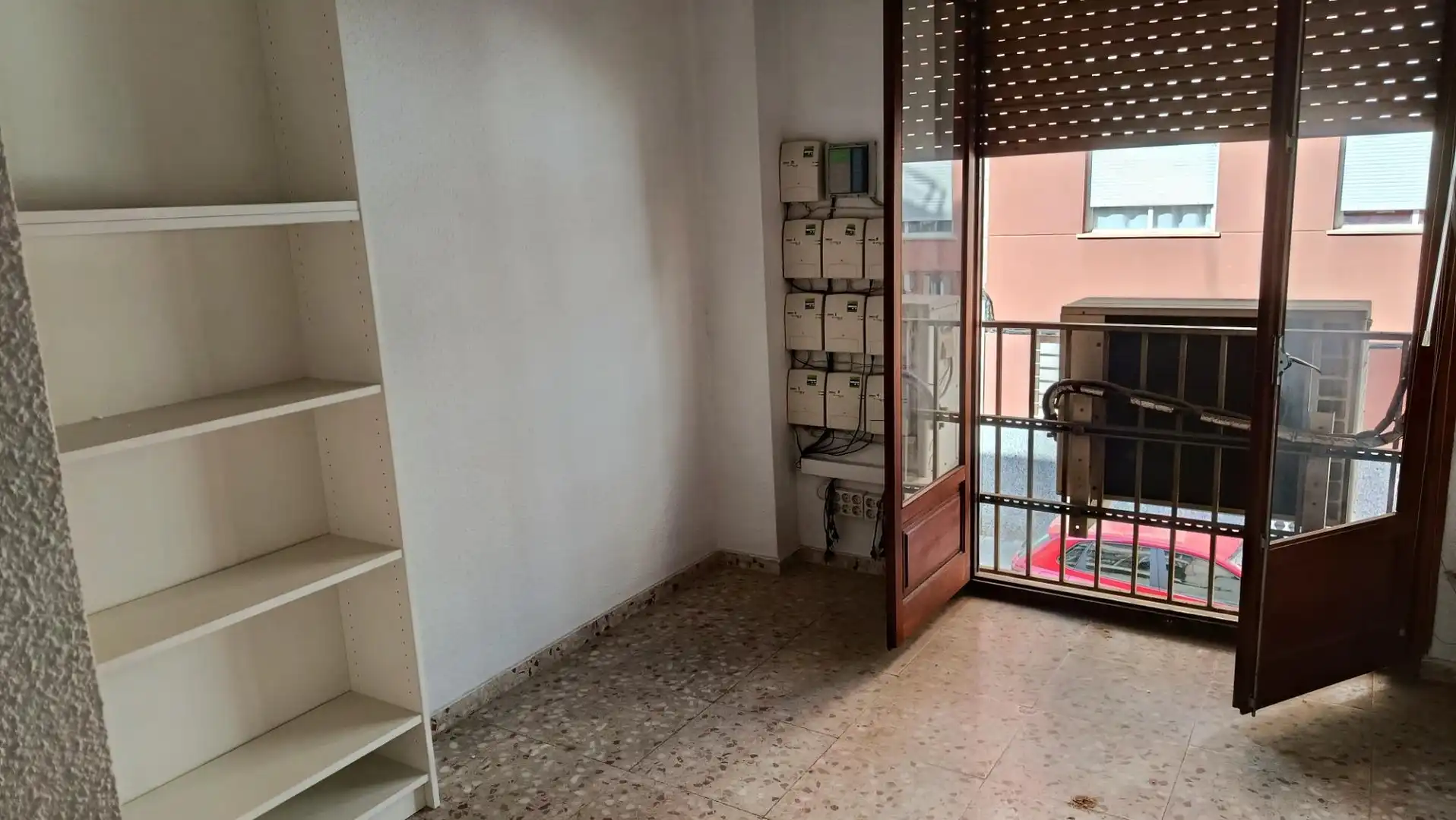 Habitación de Oficina de alquiler en Elche / Elx con Aire acondicionado