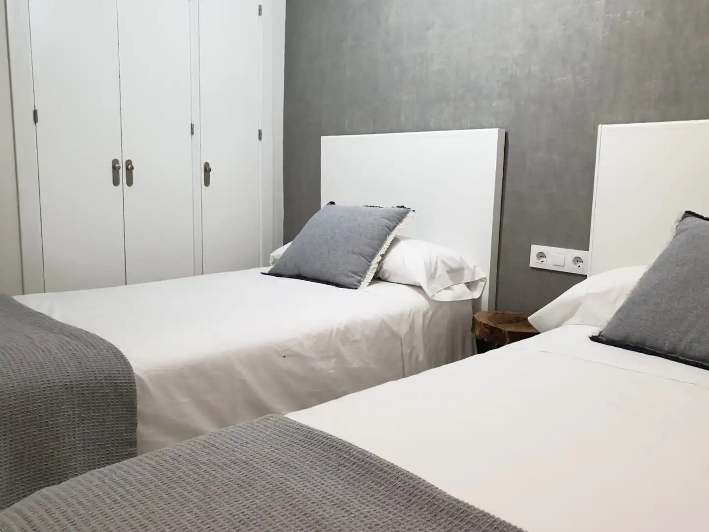 Bedroom of Flat for rent in El Puerto de Santa María
