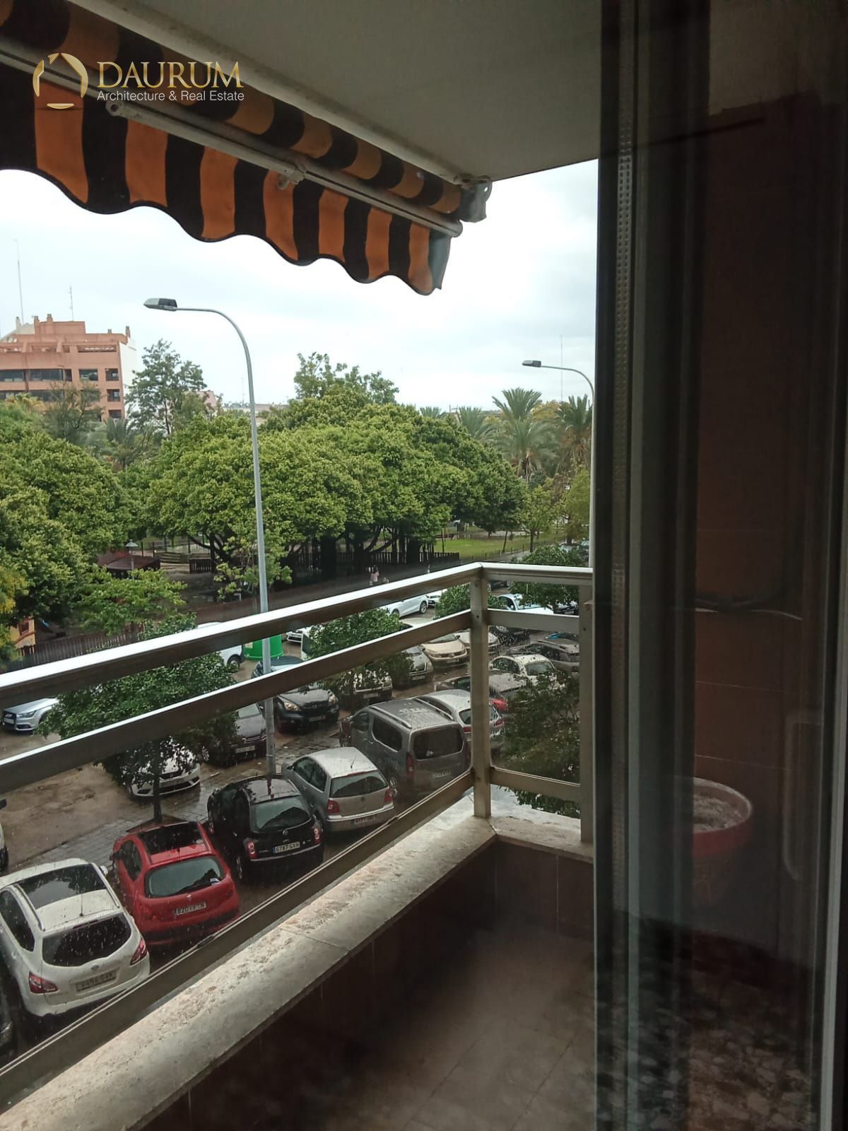 Flat for sale in DEL PUIGCAMPANA, En Corts - Doctor Waksman , Quatre Carreres
