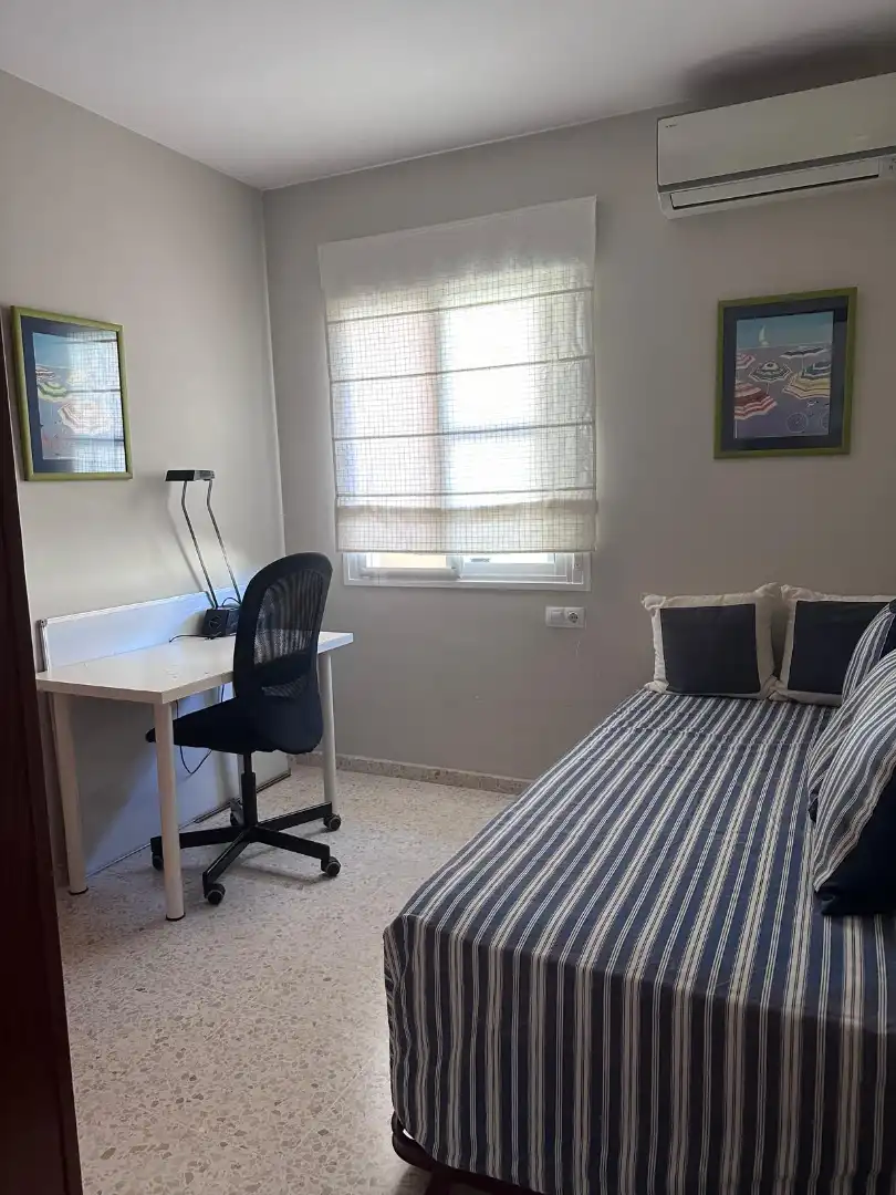 Schlafzimmer von Dachboden zur Miete in Sanlúcar de Barrameda mit Klimaanlage, Heizung und Terrasse