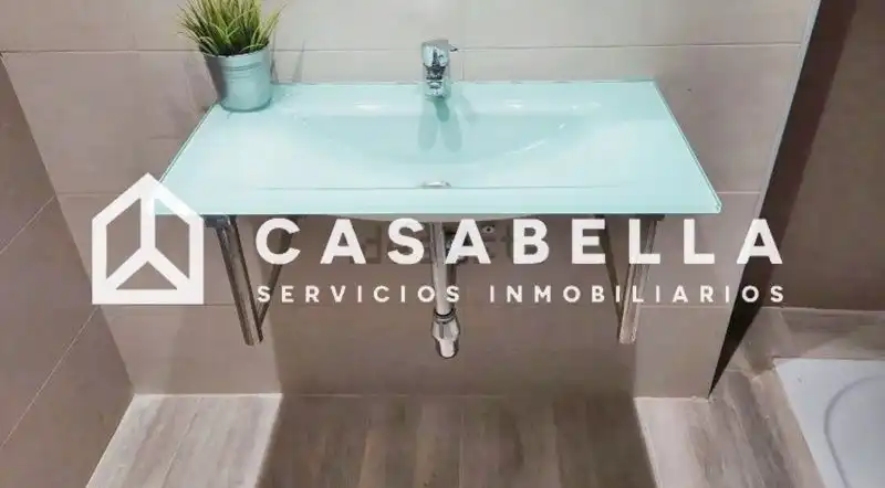 Baño de Piso en venta en Valencia con Aire acondicionado, Calefacción y Terraza