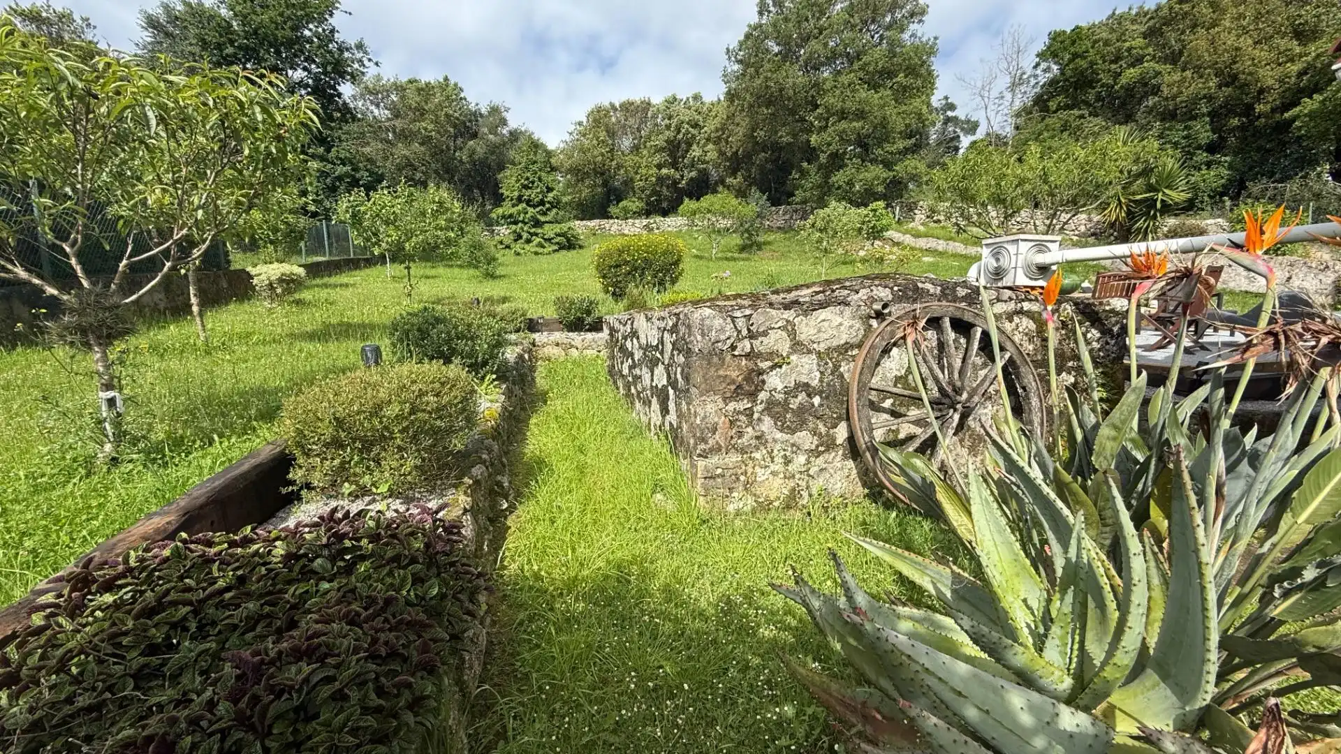 Jardí de Finca rústica en venda en Herrerías