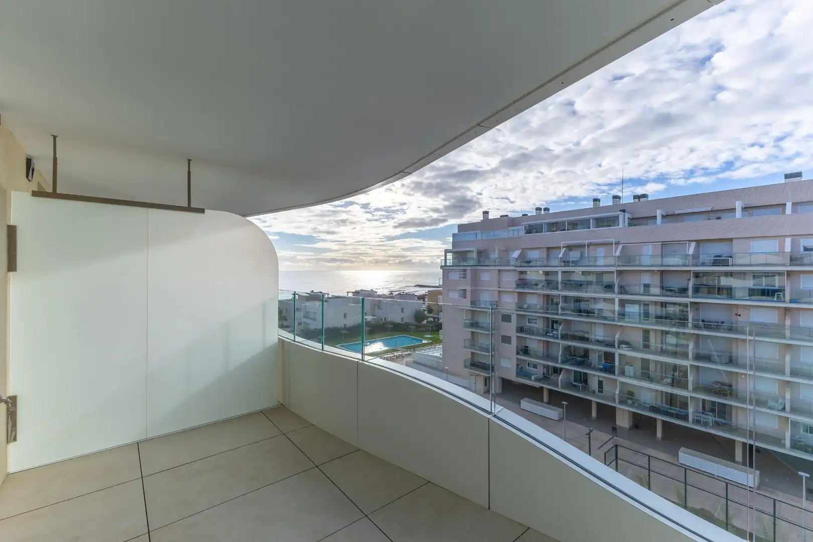 Terraza de Apartamento en venta en El Puig de Santa Maria con Aire acondicionado, Calefacción y Amueblado