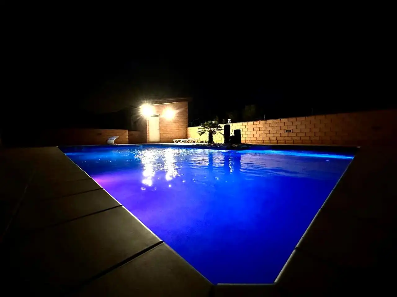 Piscina de Casa o xalet en venda en Tortosa amb Aire condicionat, Calefacció i Jardí privat