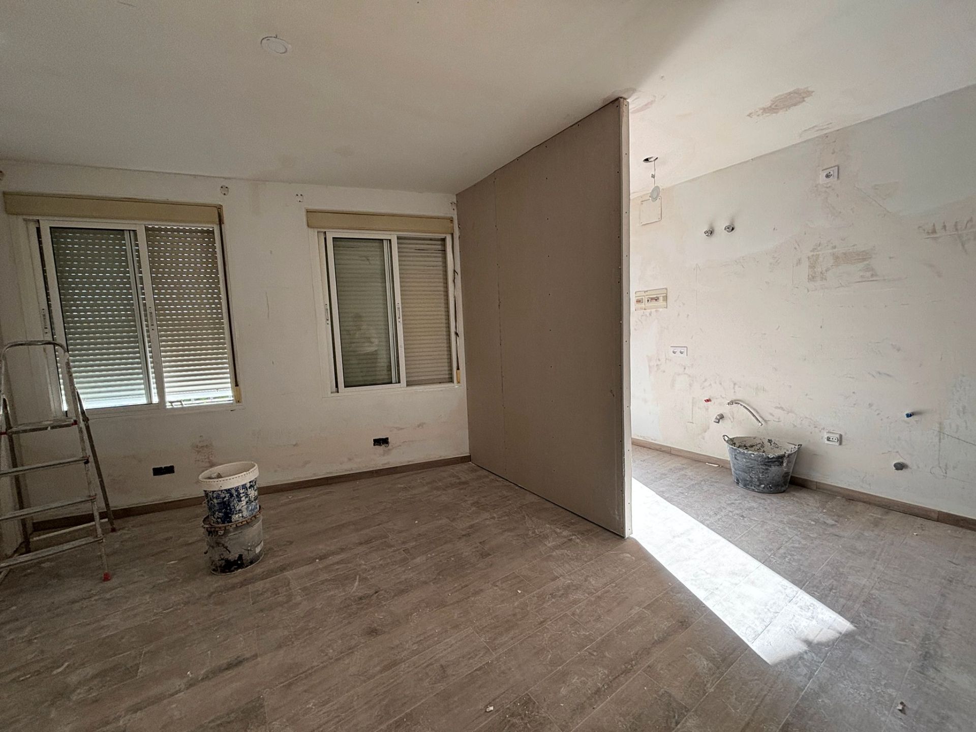 Study for sale in Benacazón  with Air Conditioner