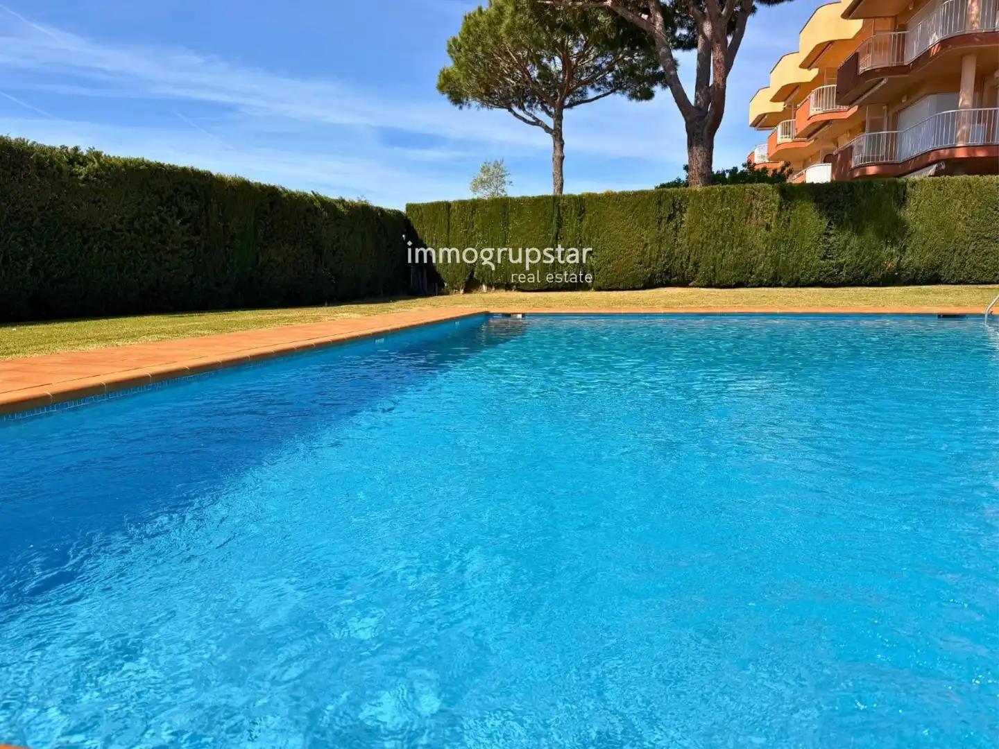 Piscina de Apartament en venda en Castell d'Aro, Platja d'Aro i s'Agaró amb Aire condicionat, Calefacció i Terrassa
