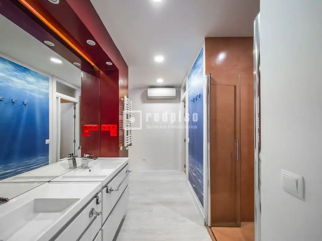 Badezimmer von Maisonette zum Verkauf in Alcorcón mit Klimaanlage, Heizung und Abstellraum