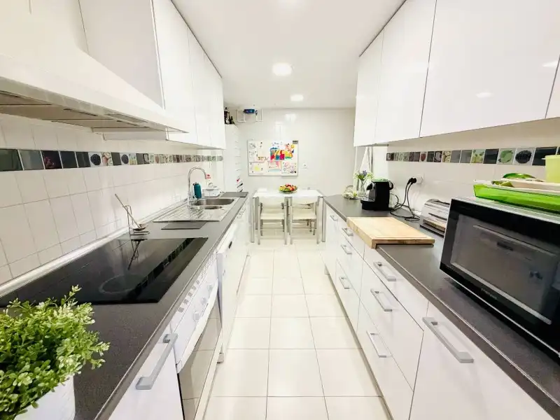 Cocina de Piso en venta en Las Rozas de Madrid con Aire acondicionado, Calefacción y Parquet