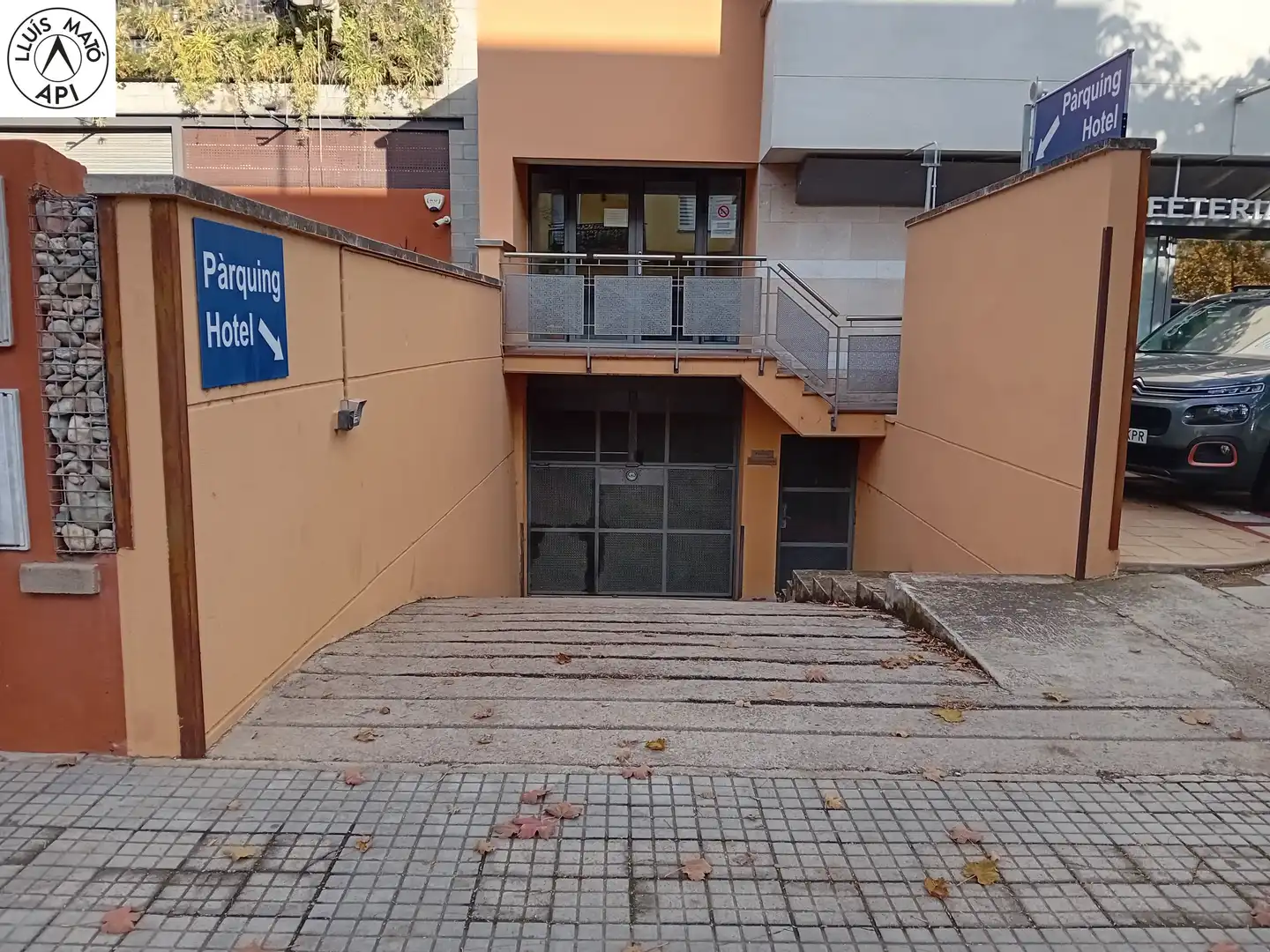 Außenansicht von Gebäude zum Verkauf in Sant Julià de Ramis