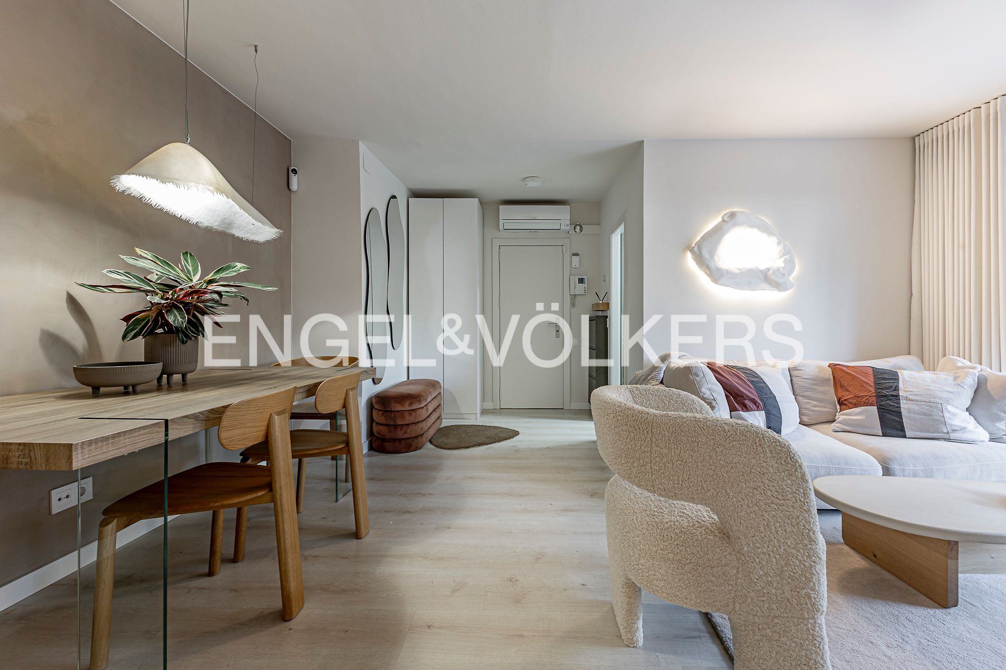 Sala d'estar de Apartament en venda en Castelldefels amb Aire condicionat, Calefacció i Parquet