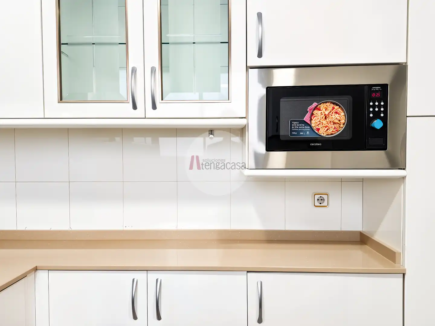 Kitchen of Flat for rent in Madrid  with Air Conditioner, Heating and Oven