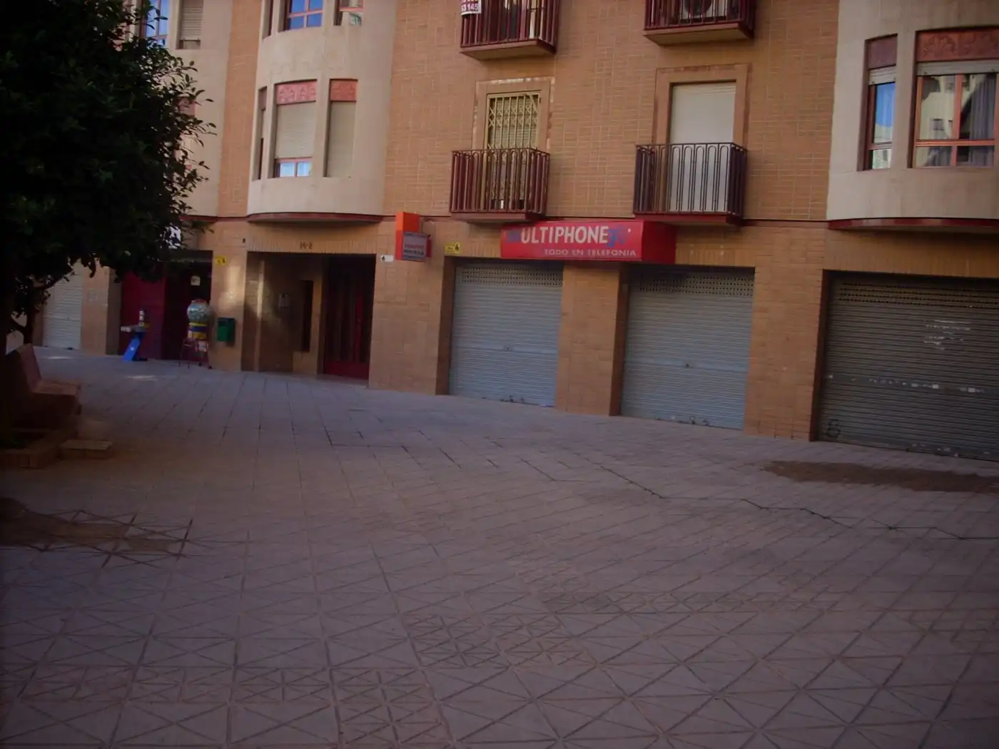 Local comercial en traspàs a Calle martin luther king