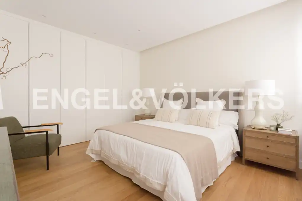 Bedroom of Flat for sale in Madrid  with Heating and Terrace