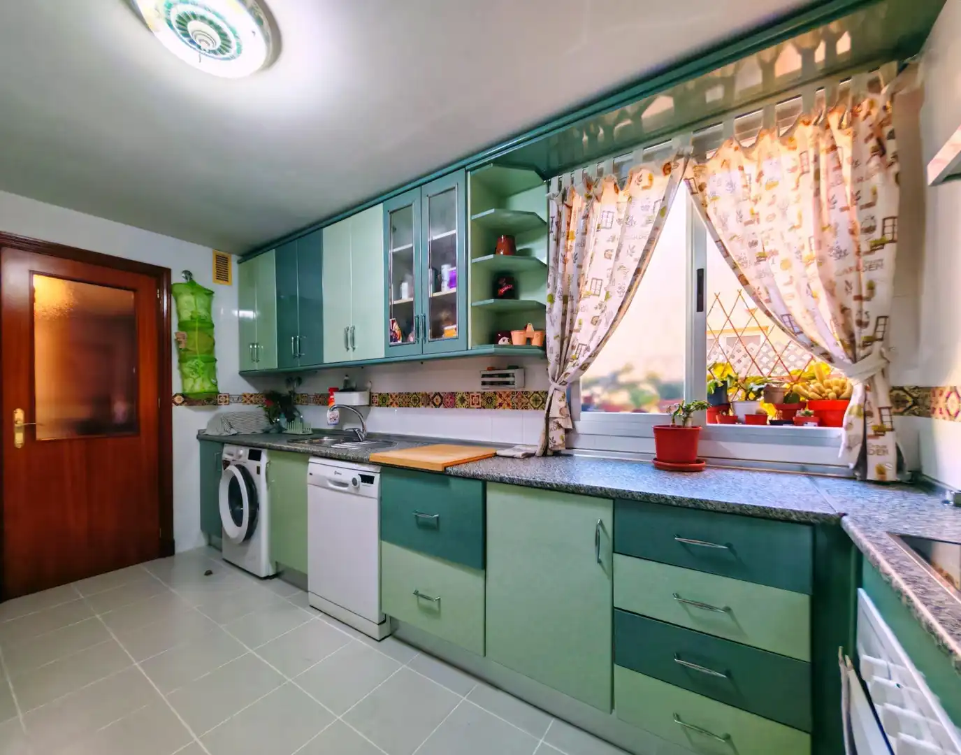 Kitchen of Flat for sale in Jerez de la Frontera  with Storage room and Community pool