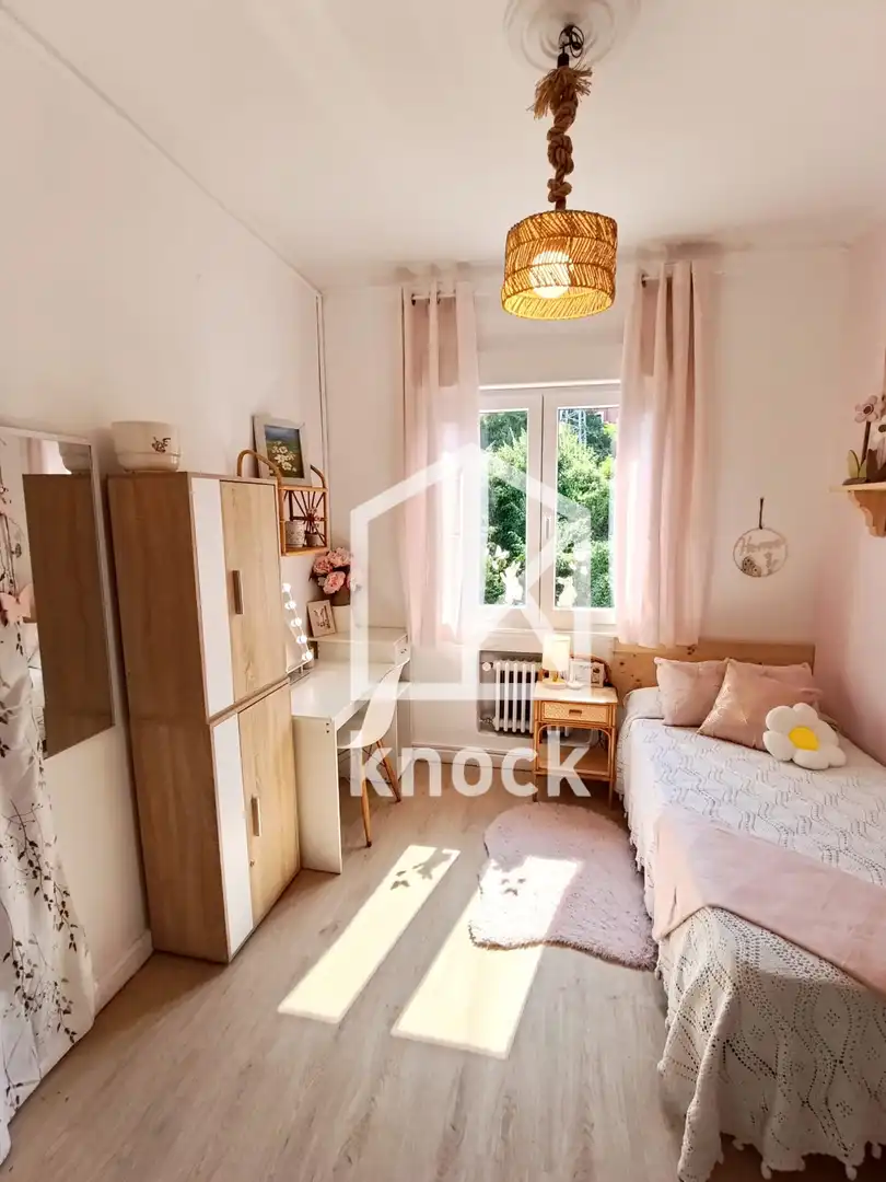 Habitación de Piso en venta en Langreo con Calefacción, Trastero y Amueblado