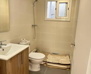 Bathroom of Loft to rent in Mataró  with Balcony