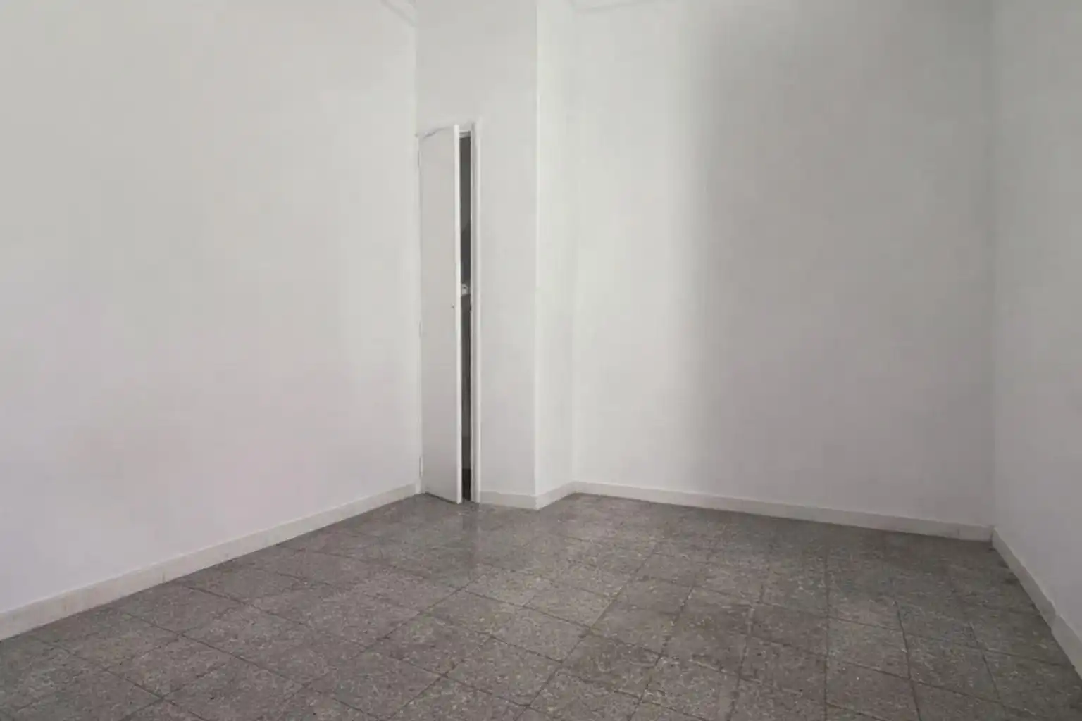 Flat for sale in Gandia  with Private garden and Balcony